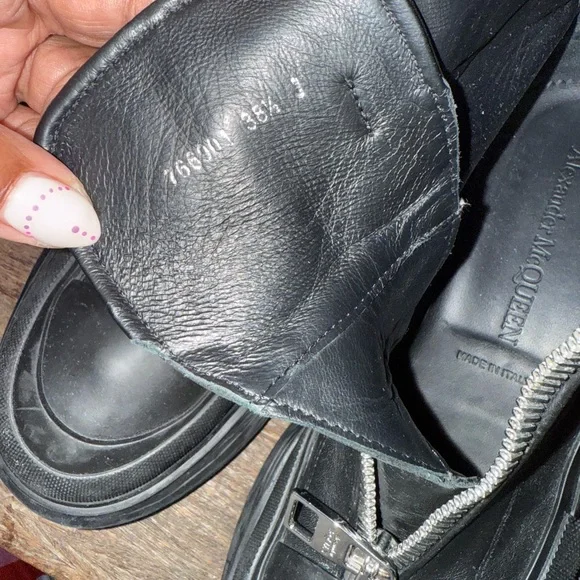 Alexander McQueen Black Ankle Boots - Picture 6 of 7